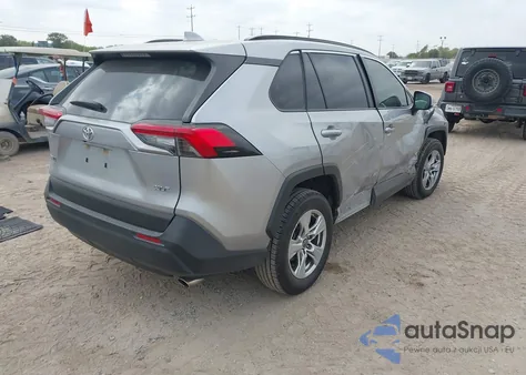 2019 Toyota Rav4 Xle z USA, uszkodzony, nr VIN JTMW1RFV1KJ015280